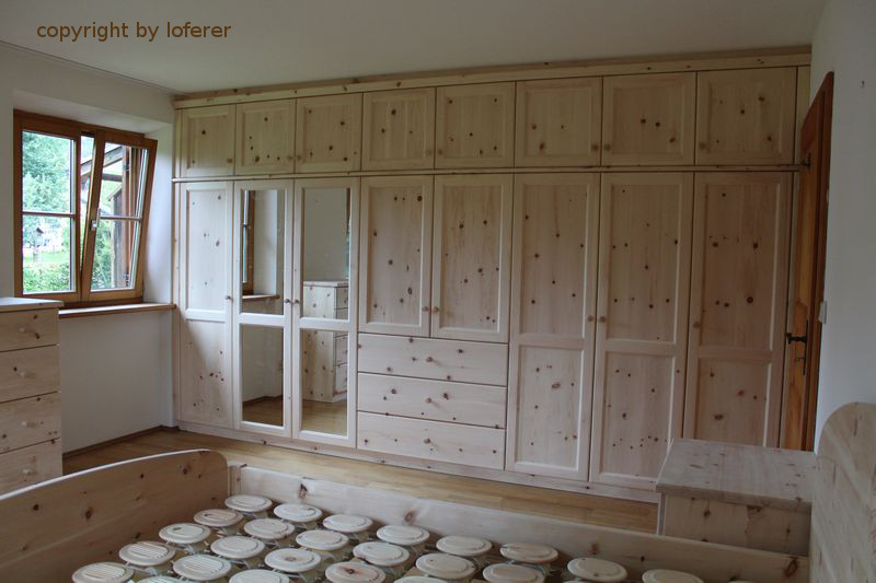 Zirbenschrank Schlafzimmer - Relax Bettsysteme, Relax 2000, Loferer