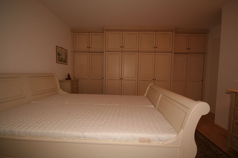 Schlafzimmer weiss